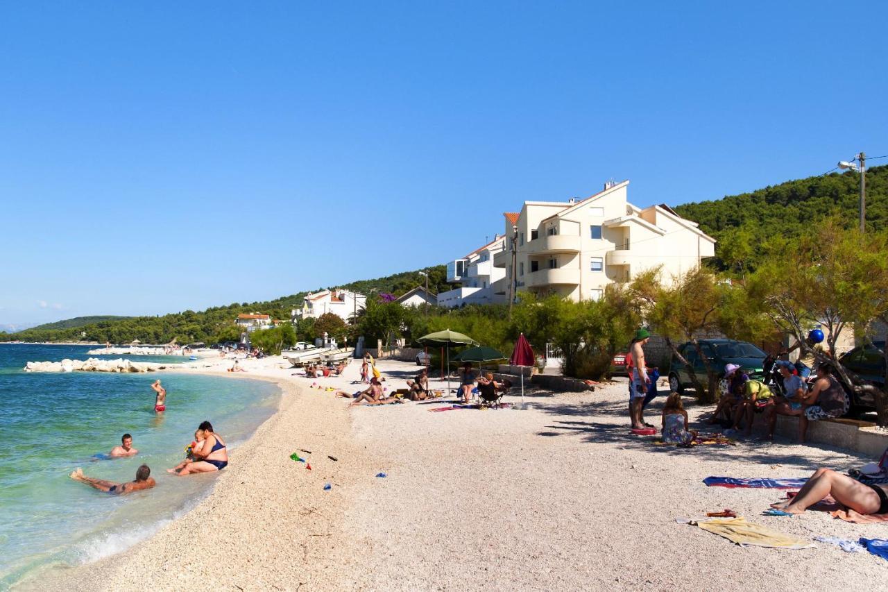 Apartments By The Sea Slatine, Ciovo - 10435 Extérieur photo